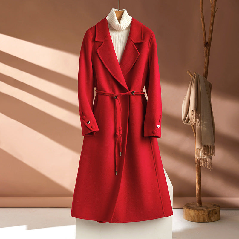 Manteau Long en Cachemire à Col Tailleur – Élégance Saisonnière
