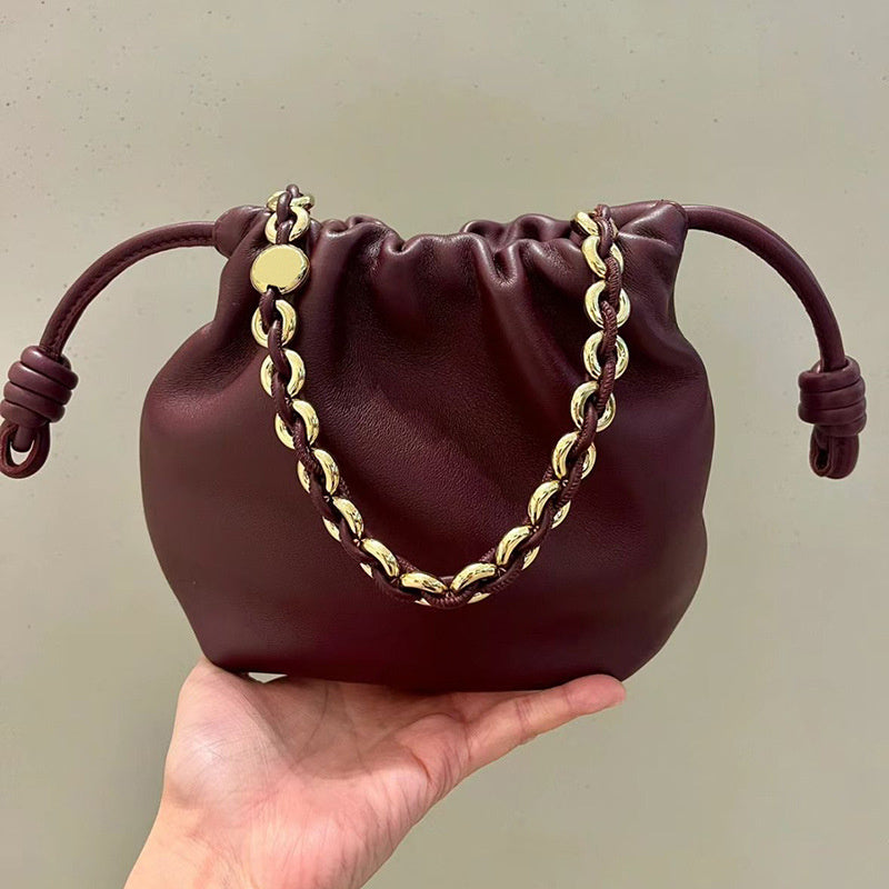 Sac à Bandoulière en Cuir Vachette – Élégance Contemporaine