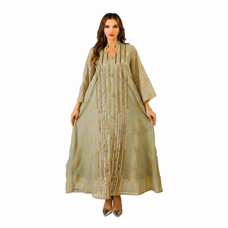 Robe Satinée à Sequins – Glamour et Raffinement