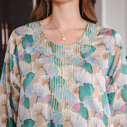 Robe Longue Satinée à Manches Longues – Élégance et Confort