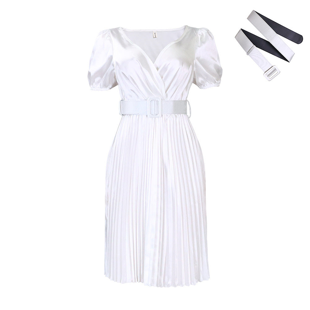 Robe d’Été à Col V Cintrée et Plissée – Élégance Européenne & Américaine
