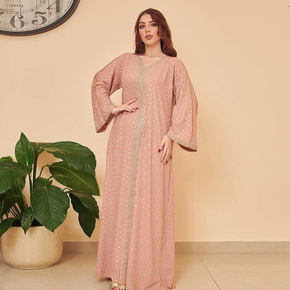 Robe longue en satin bronze à manches longues – Élégance intemporelle