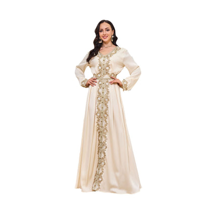 Robe Longue Chic avec Détails Brodés – Élégance au Quotidien