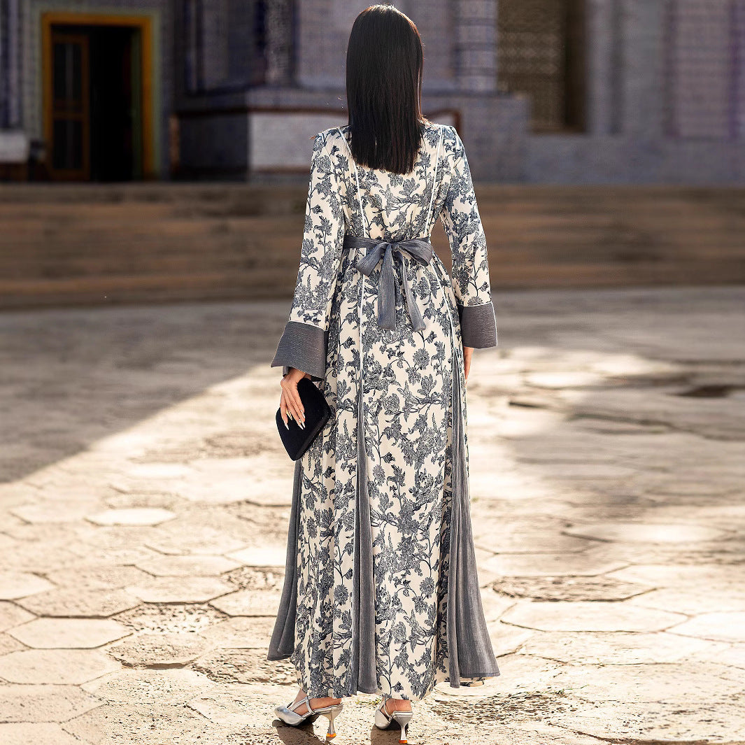 Robe Satin Imprimée à Col V – Élégance et Confort