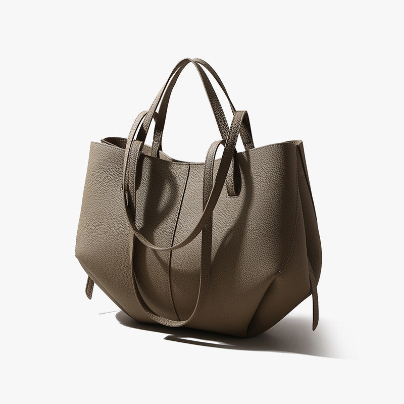 Sac à Bandoulière en Cuir de Première Couche – Élégance Intemporelle