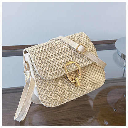 Sac à Bandoulière en Paille Tressée avec Fermeture à Verrou – Élégance Bohème