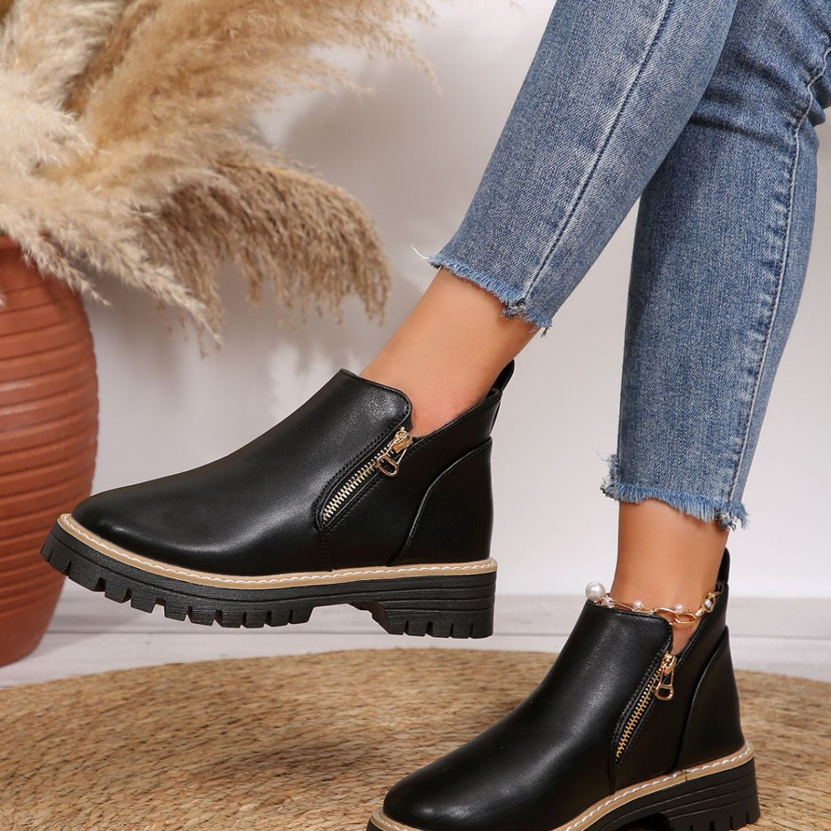 Bottines à Talon Carré – Élégance et Confort pour l'Automne-Hiver