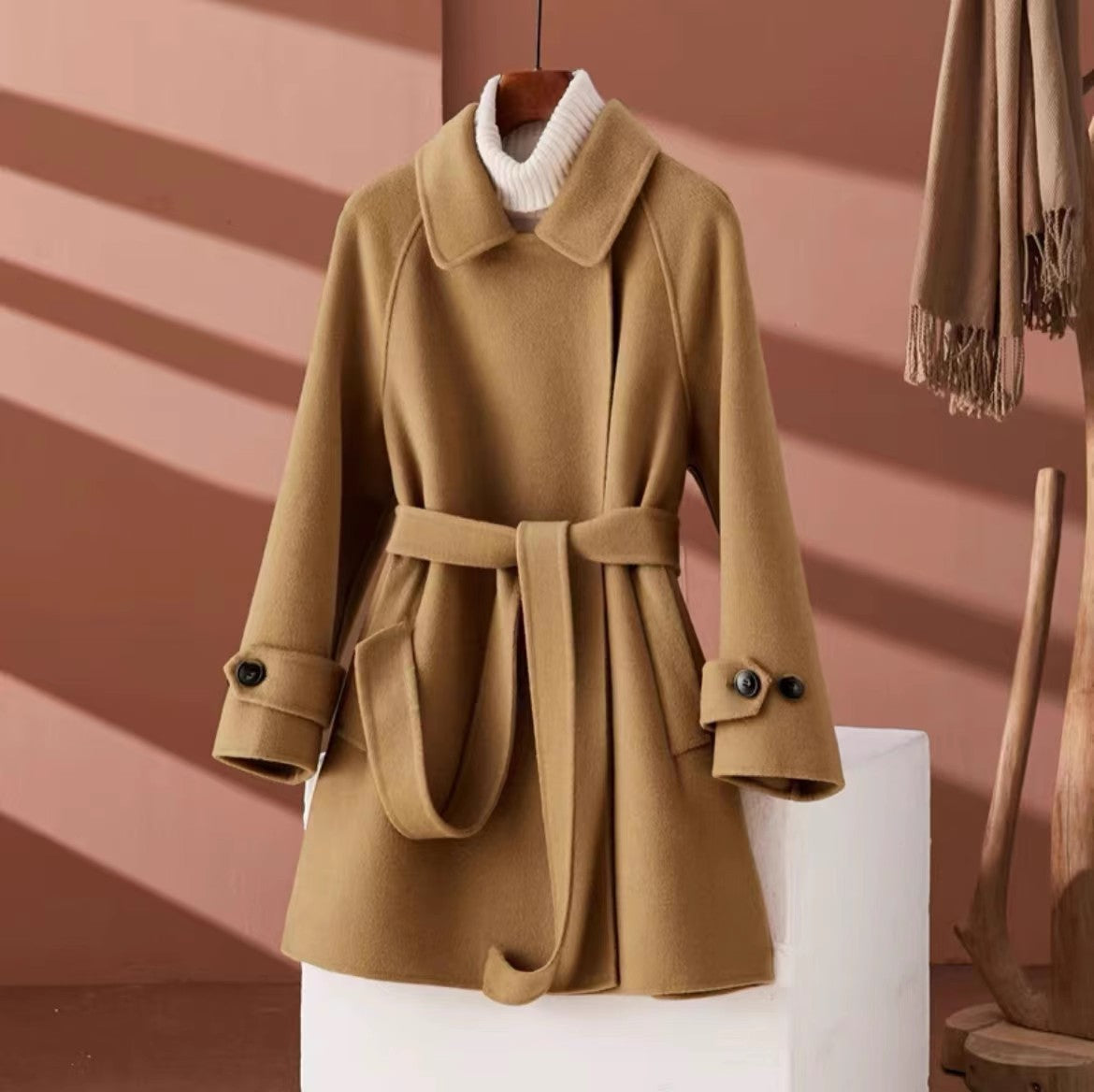 Manteau en Cachemire Réversible – Élégance et Polyvalence