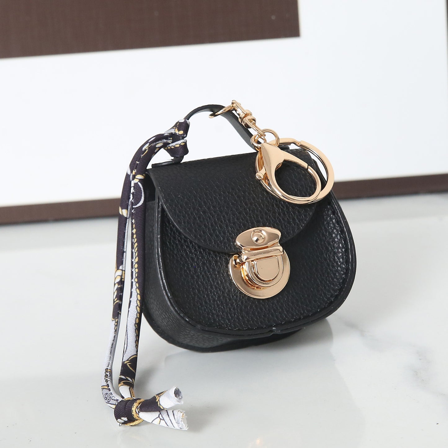 Porte-Monnaie Pendentif Multifonction – Compact et Pratique